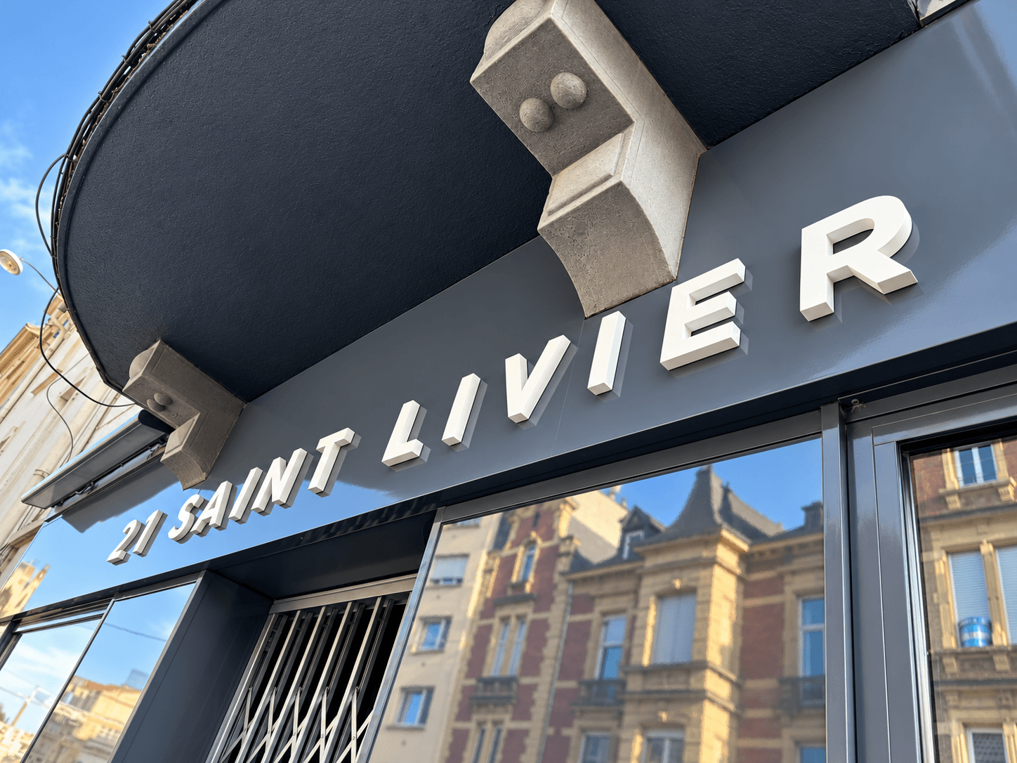 21 Saint Livier - Enseigne PVC